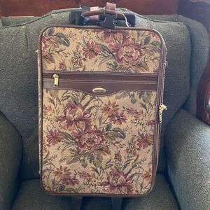 VTG,Jaguar Tapestry Elegant Brown Patterned Unisex Travel Suitcase Size Medium